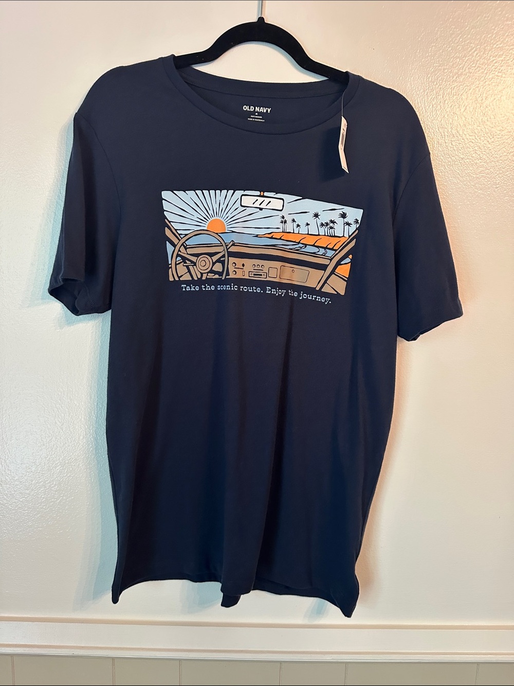 Old Navy Navy Short-Sleeve Tee with Coastal Drive Graphic NWT Size M
